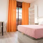 Rent a room of 101 m² in madrid