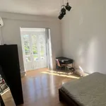 Rent a room in lisbon