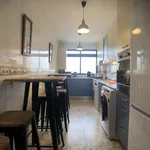 Rent a room of 100 m² in madrid