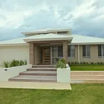 Rent 4 bedroom house in  Iluka WA 6028                        