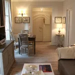 Rent 2 bedroom apartment of 40 m² in Paris