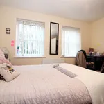 Rent 4 bedroom flat in Leicester