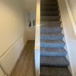 Rent 4 bedroom flat in West Midlands