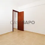 Rent 1 bedroom house of 110 m² in Seixal