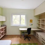 Miete 4 Schlafzimmer haus von 147 m² in Vienna