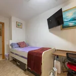 Alquilar 4 dormitorio apartamento en Valencia