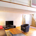 Rent 2 bedroom apartment of 69 m² in Bordeaux