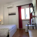 Rent 3 bedroom apartment in Lisbon