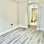 Rent 2 bedroom flat in West Midlands