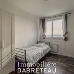 Appartement de 82 m² avec 3 chambre(s) en location à Pierre Benite