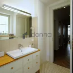 Pronajměte si 2 ložnic/e byt o rozloze 84 m² v Prague