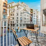 Rent a room of 150 m² in Barcelona