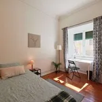 Rent a room in lisbon