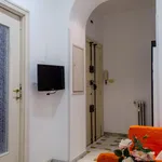 Rent 7 bedroom apartment in Rome