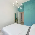 Rent a room in lisbon