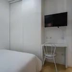 Rent 7 bedroom apartment in Lisbon