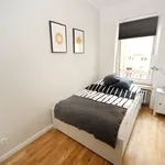 Rent 1 bedroom apartment of 50 m² in Dusseldorf