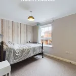 Rent 2 bedroom flat in South East England