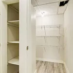 Appartement de 269 m² avec 2 chambre(s) en location à Edmonton