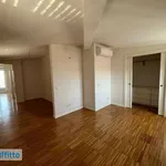 Rent 3 bedroom apartment of 130 m² in Milan