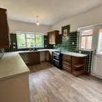 Rent 4 bedroom apartment in West Midlands