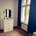 Rent a room of 100 m² in Berlin