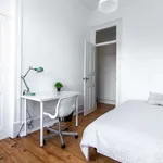 Rent a room of 110 m² in lisbon