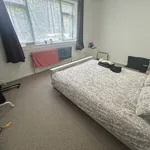 Rent 2 bedroom flat in Manchester