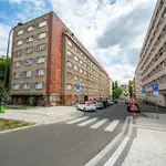 Pronajměte si 2 ložnic/e byt o rozloze 55 m² v Capital City of Prague