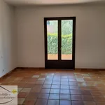 Rent 3 bedroom house of 95 m² in Cuers