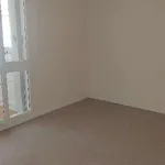 Rent 3 bedroom apartment of 66 m² in Ivry-sur-Seine