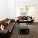 Rent 7 bedroom house in Leeds