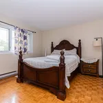 Maison de 1442 m² avec 9 chambre(s) en location à Montreal