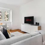 Rent 3 bedroom apartment of 150 m² in lisbon