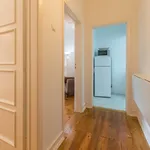 Rent 3 bedroom apartment in Lisbon