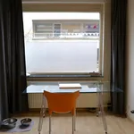 Huur 1 slaapkamer appartement van 50 m² in Den Haag