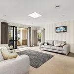 Rent 4 bedroom house in Tauranga