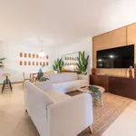 Rent a room of 220 m² in barcelona