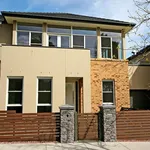 Rent 3 bedroom house in Glen Iris