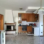 Rent 3 bedroom apartment of 140 m² in Urbino