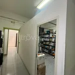 Affitto 15 camera appartamento di 380 m² in Napoli