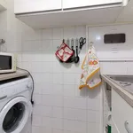 Rent 1 bedroom apartment of 50 m² in lisbon