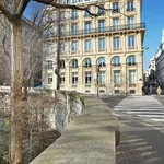 Rent 2 bedroom apartment of 42 m² in Paris