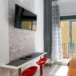 Rent a room of 80 m² in barcelona