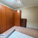 Rent 5 bedroom apartment of 90 m² in Turin