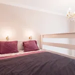 Rent 1 bedroom apartment of 48 m² in Budapest