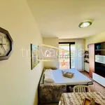 Rent 2 bedroom apartment of 55 m² in Sirmione