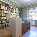 Rent 2 bedroom apartment of 120 m² in Roma