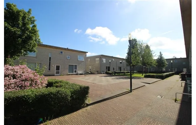 Huur 2 slaapkamer huis van 85 m² in amstelveen