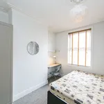 Rent 5 bedroom house in Leeds